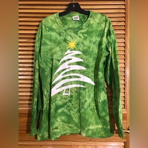 The Tie Dye Shop Green Christmas Tree Long Sleeve T-Shirt Size Medium
